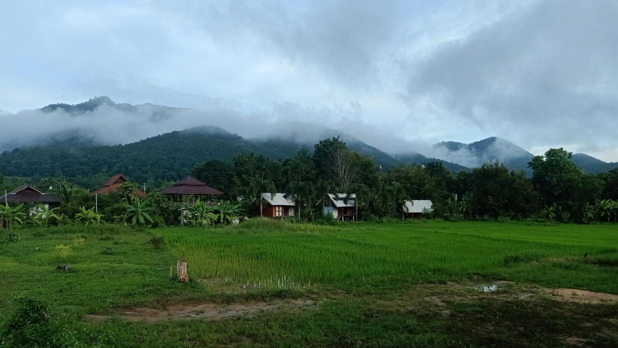 Ing Doi Guest House Pai Exterior photo